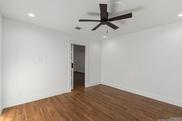 5910 Rolling Trail Drive, San Antonio, TX 78250