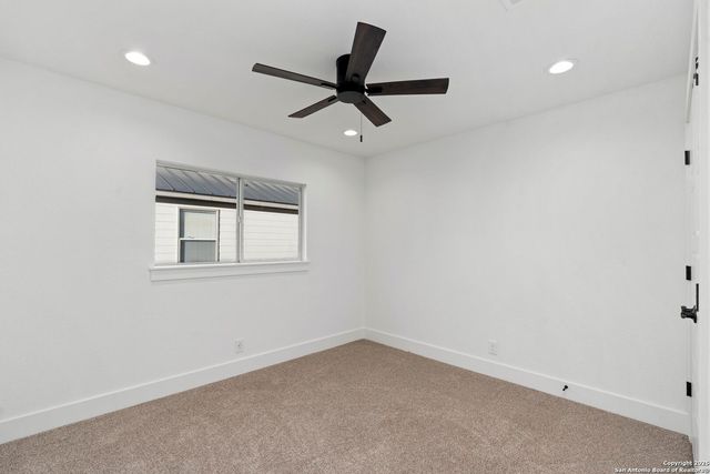 5910 Rolling Trail Drive, San Antonio, TX 78250