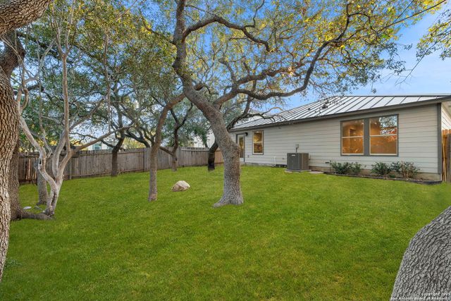 5910 Rolling Trail Drive, San Antonio, TX 78250