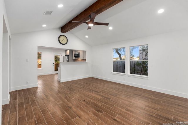 5910 Rolling Trail Drive, San Antonio, TX 78250