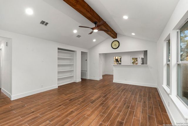 5910 Rolling Trail Drive, San Antonio, TX 78250