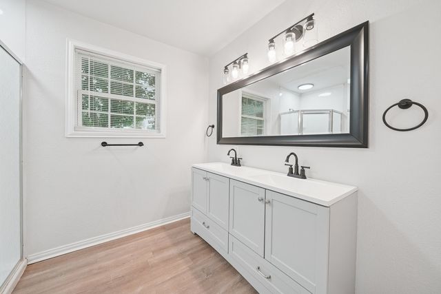 1022 Churchill Road, Fort Worth, TX 76114