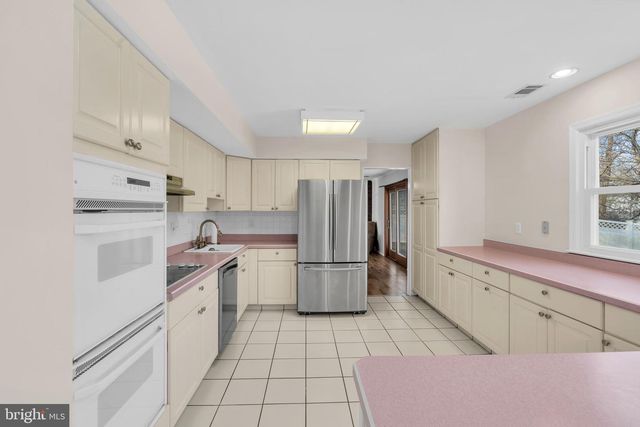 112 MOUNTAIN VIEW, Ewing Twp, NJ 08560