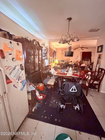 2003 COMMONWEALTH Avenue, Jacksonville, FL 32209
