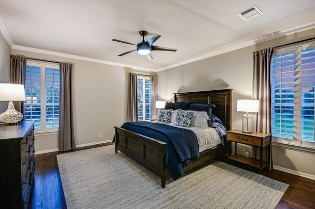 504 Saddlehorn DR, Dripping Springs, TX 78620