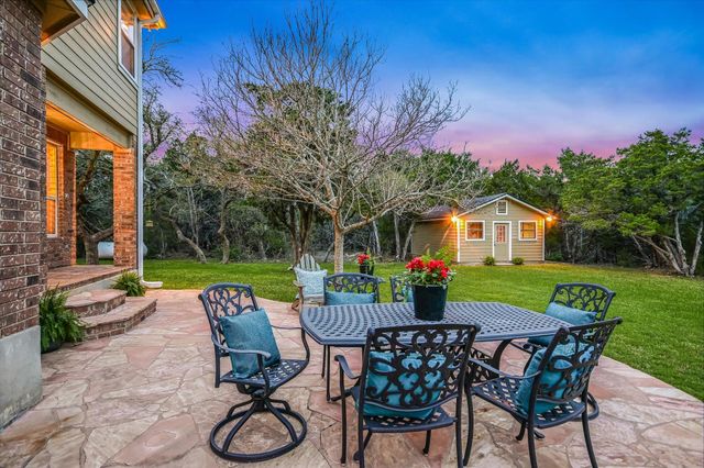 504 Saddlehorn DR, Dripping Springs, TX 78620