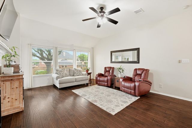 1594 Cedar Elm Drive, Corinth, TX 76210