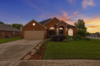 1594 Cedar Elm Drive, Corinth, TX 76210