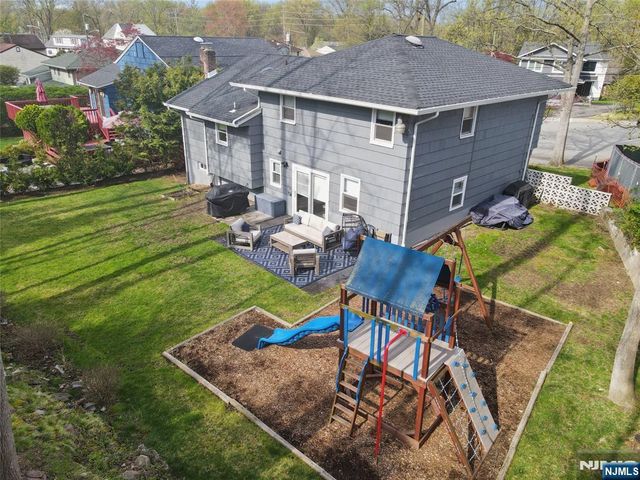 1073 Allessandrini Avenue, New Milford, NJ 07646