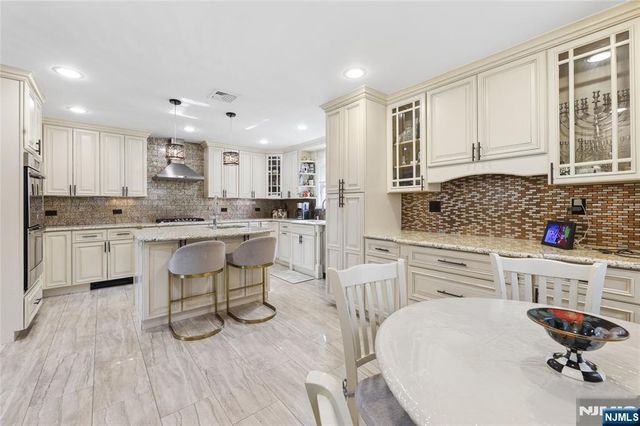 1073 Allessandrini Avenue, New Milford, NJ 07646