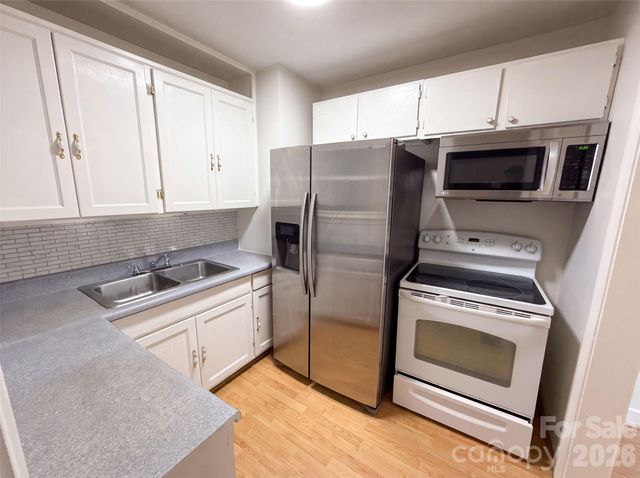 1521 Herrin Avenue, Charlotte, NC 28205