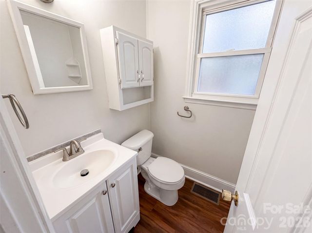 1521 Herrin Avenue, Charlotte, NC 28205