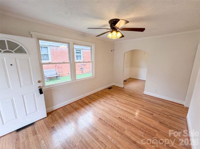 1521 Herrin Avenue, Charlotte, NC 28205