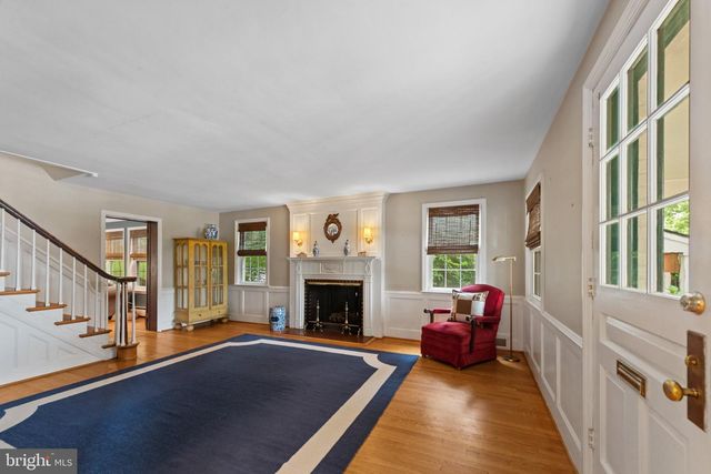 7313 YORKTOWNE, Baltimore, MD 21204