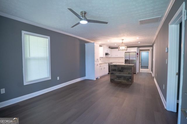 3060 Gillsville Highway, Gainesville, GA 30507