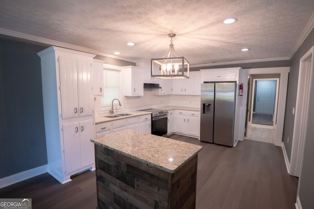 3060 Gillsville Highway, Gainesville, GA 30507