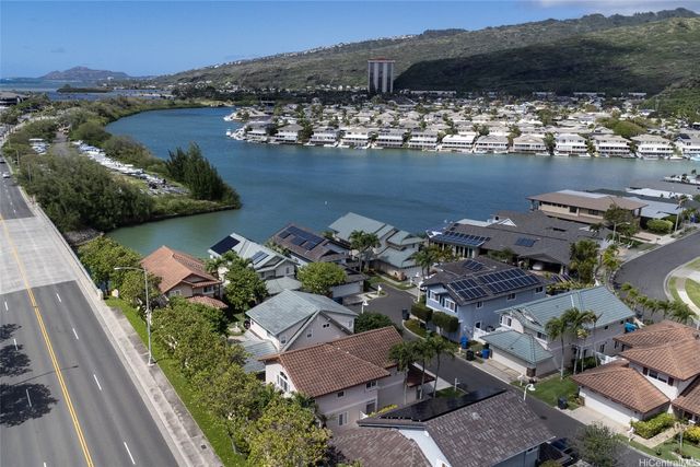 321 Ainahou Street J, Honolulu, HI 96825