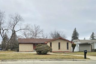 23015 Brandywynne Street, Southfield, MI 48033