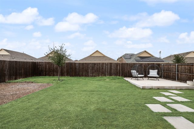 1825 Lake Grove Drive, Little Elm, TX 75068