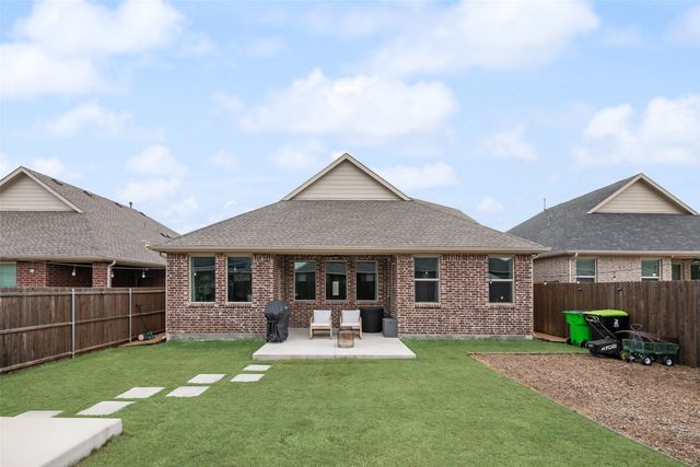 1825 Lake Grove Drive, Little Elm, TX 75068