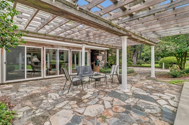 108 Tea Farm Road, Summerville, SC 29483