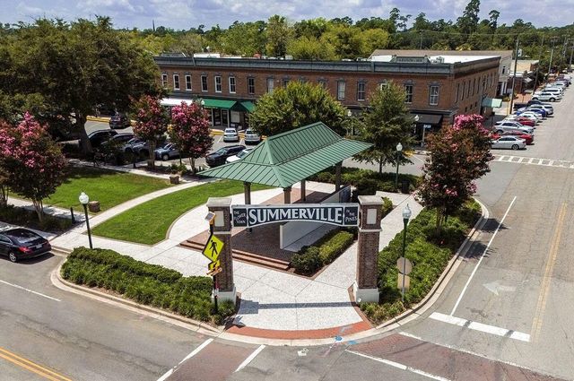 108 Tea Farm Road, Summerville, SC 29483