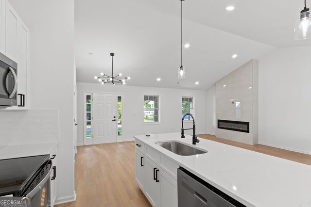 3415 Camens Court, Buford, GA 30519