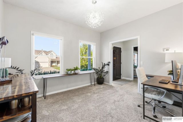 6514 S 170th Avenue, Omaha, NE 68135