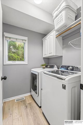 6514 S 170th Avenue, Omaha, NE 68135