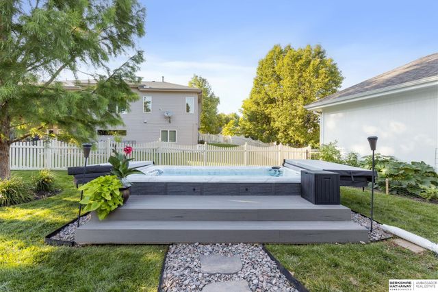 6514 S 170th Avenue, Omaha, NE 68135