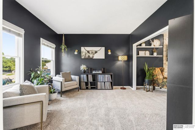 6514 S 170th Avenue, Omaha, NE 68135