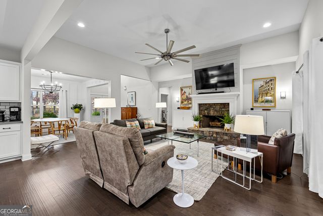 152 Carson Road, Brooks, GA 30205