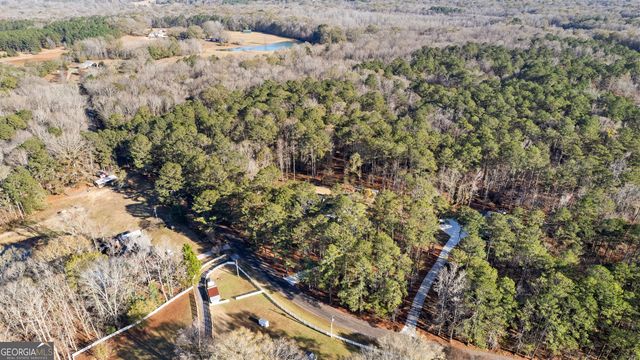 152 Carson Road, Brooks, GA 30205