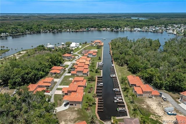 4794 S Polderland Way, Homosassa, FL 34448