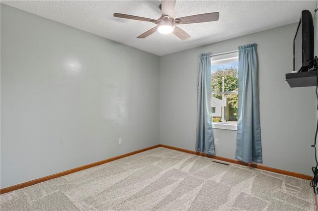 701 Benjamin Avenue, Gower, MO 64454