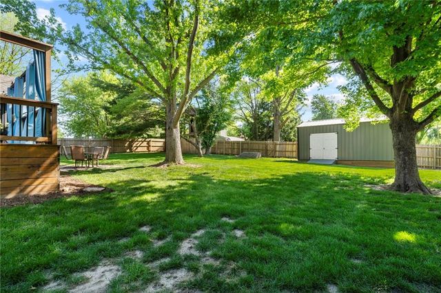 701 Benjamin Avenue, Gower, MO 64454