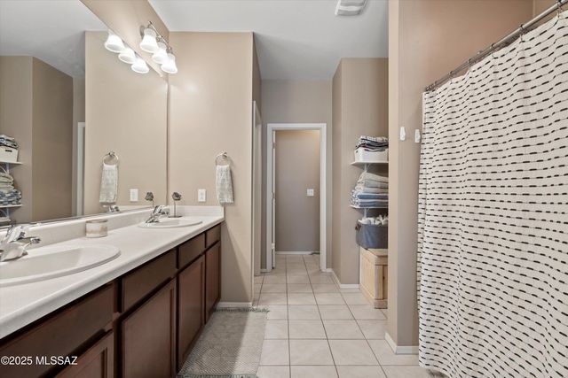 33743 S Ballad Drive, Red Rock, AZ 85145