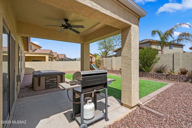33743 S Ballad Drive, Red Rock, AZ 85145