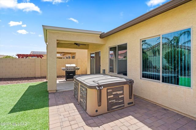 33743 S Ballad Drive, Red Rock, AZ 85145