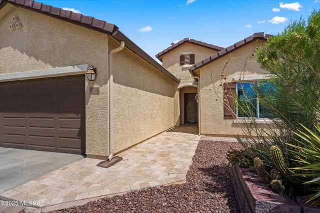 33743 S Ballad Drive, Red Rock, AZ 85145