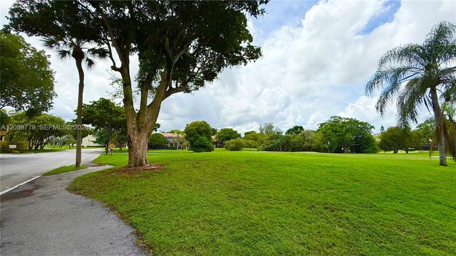 9825 Costa Del Sol Boulevard C105, Doral, FL 33178