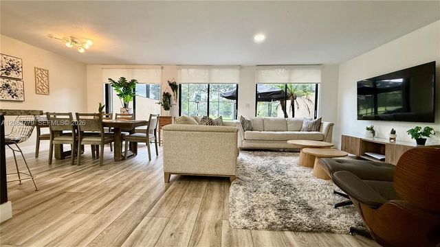 9825 Costa Del Sol Boulevard C105, Doral, FL 33178