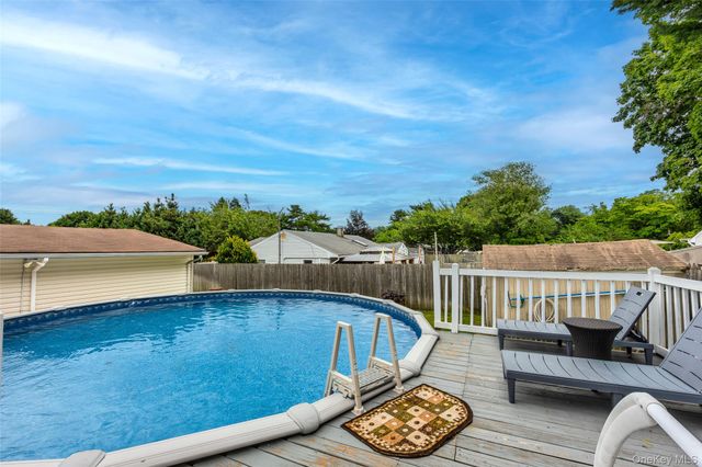 1022 Fire Island Avenue, Bay Shore, NY 11706