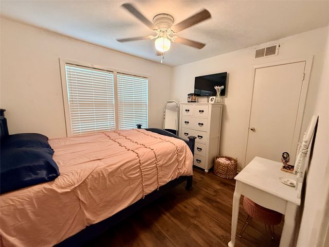 1346 Hillcrest Drive, Graham, TX 76450