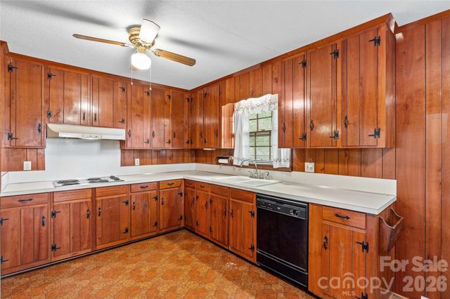 1059 Shearers Road, Mooresville, NC 28115