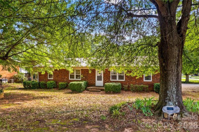 1059 Shearers Road, Mooresville, NC 28115