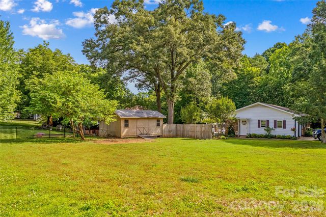 1059 Shearers Road, Mooresville, NC 28115