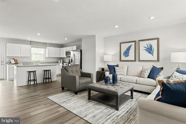 1102 SHUMI CT #0023, Capitol Heights, MD 20743