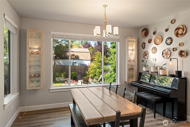 21812 SE 270th Street, Maple Valley, WA 98038