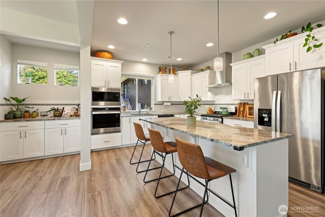 21812 SE 270th Street, Maple Valley, WA 98038